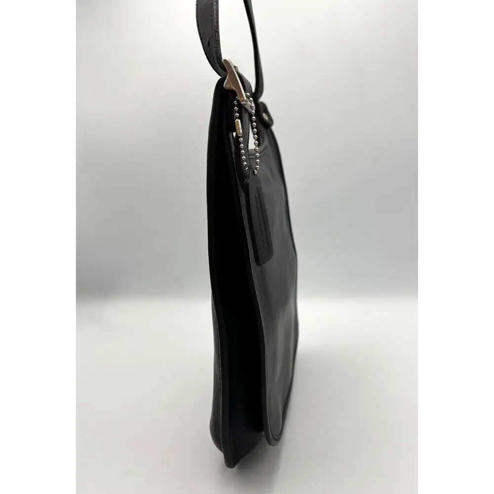 Coach 9131 Saddle Flap Crossbody | 90s Leather Hippie Bag | Vintage Minimal - Picture 5 of 16